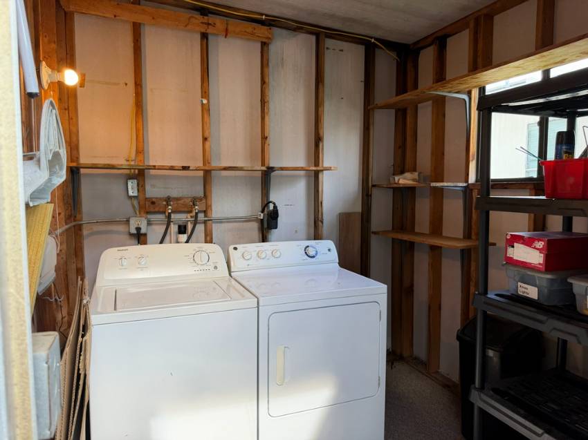 253 Dixie Circle a Haines City, FL Mobile or Manufactured Home for Sale